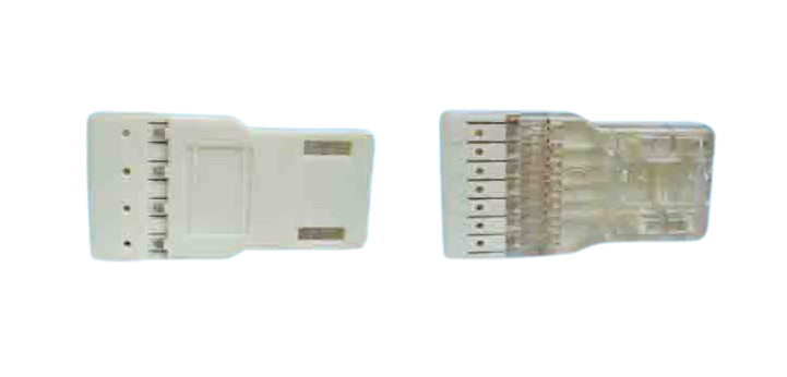 4 PAIRS PLUG   110 TYPE GOLD-PLATED ON THE METAL
